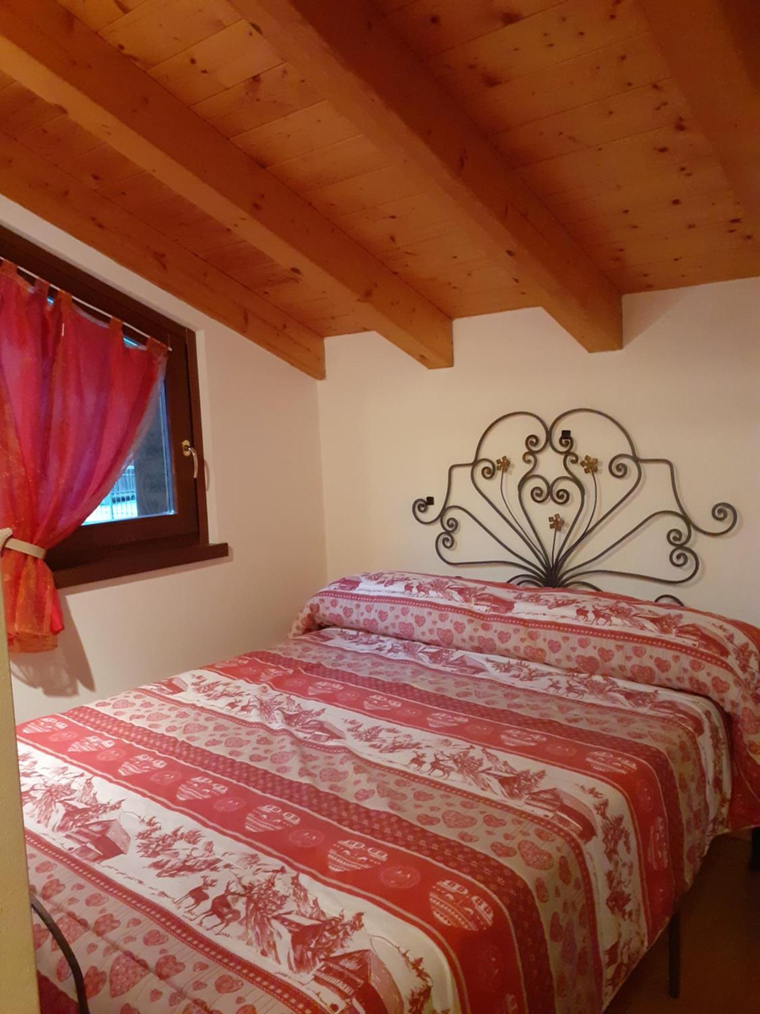 Casa Vacanze Emilio Temù Exterior foto